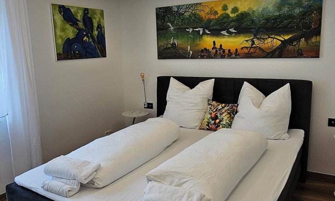 Stuttgart Apartamento | The Exotic Tropical Palace - ComfyHome Apartments Stuttgart