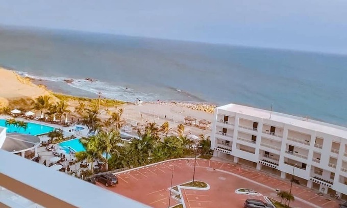 Andes Apartamento | Vacaciones en Torre Mediterránea: depa 3 hab. con piscina y balcón