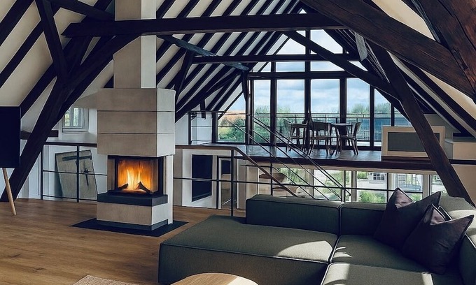 Frohburg Casa | Large country house with pool & fireplace - 30 min. Leipzig.
