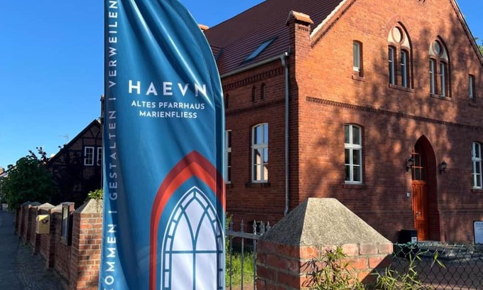 Stepenitz Apartamento | Apartment 'Haevn Altes Pfarrhaus Marienfließ' with Shared Terrace, Shared Garden and Wi-Fi