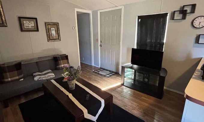 Inman Casa | Cozy Lakeview Getaway Peaceful Retreat Near Nature Milner Georgia