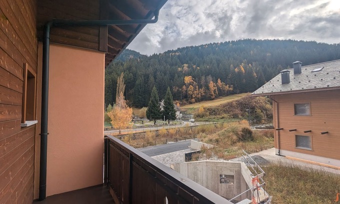 Isolaccia Apartamento | Apartment '4' with Mountain View, Shared Garden and Wi-Fi