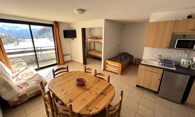 Reallon Apartamento | Gardette Residence - Beautiful T2 welcoming 6 people in Réallon