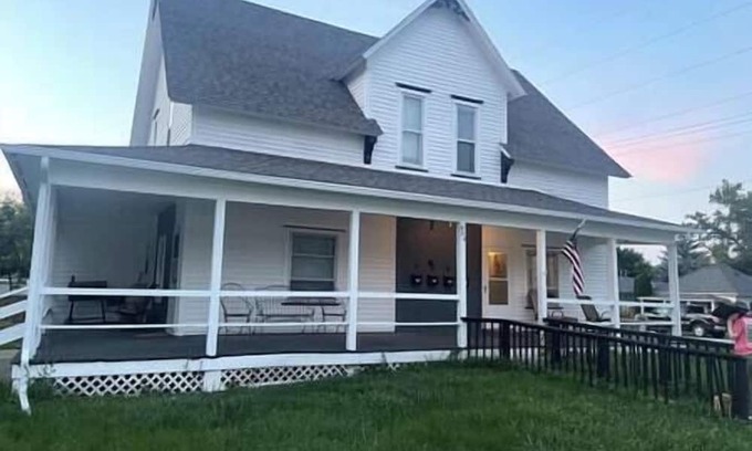 Sturgis Apartamento | Newly Remodeled 1 BR, 3 Blocks to Sturgis Rally