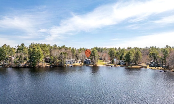 Standish Casa | New Listing! The Beach House on Watchic — Great for groups & family friendly!