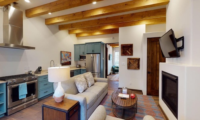 Historic Eastside Casa | Delgado C-2: Just one block from Canyon Road!