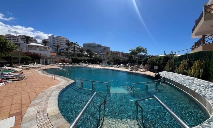 Santiago del Teide Apartamento | Neptuno Pool and Beach Experience by Sydney