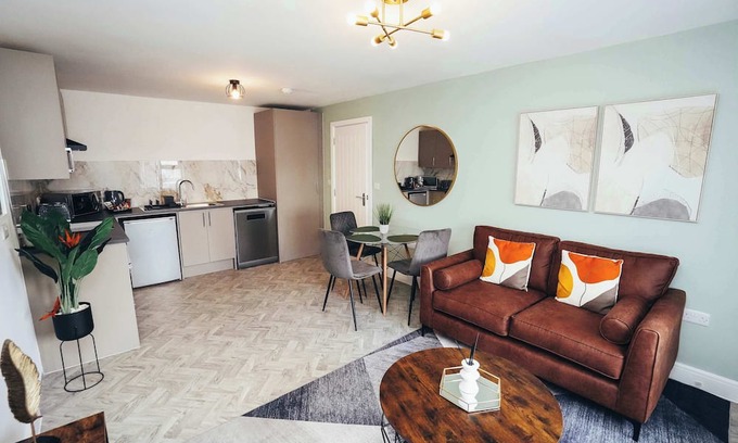 Barrow-on-Trent Apartamento | Hen & Chickens Luxury Apt Free Parking | By DerBnB