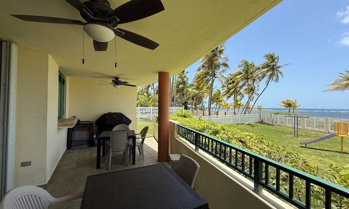 La Pared Apartamento | Beachfront Garden Apartment with Ocean View. This unit is fully equipped.