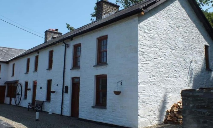 Llandysul Cabaña | Valley view retreat