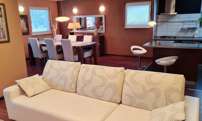Krapinske Toplice Apartamento | One bedroom apartment with balcony Krapinske Toplice, Zagorje (A-24225-a)