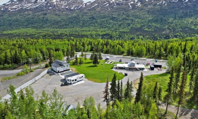 Chugiak Alquiler De RV | Twin Peaks RV Site2 w Elec/Sewer