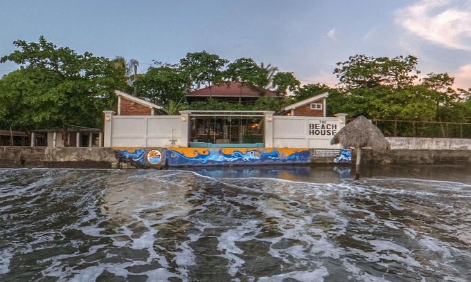 Pochomil Casa | Beachfront 1-of-a-kind house w/AC, Pool, Wifi, ATV