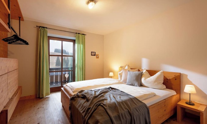 Oberaudorf Apartamento | Double room evening sun