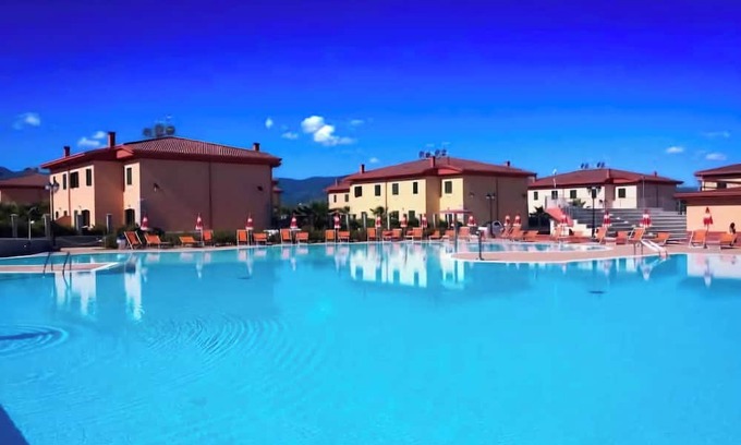 Rossano Casa | Villa with large garden in the Village Residence Aphrodite
