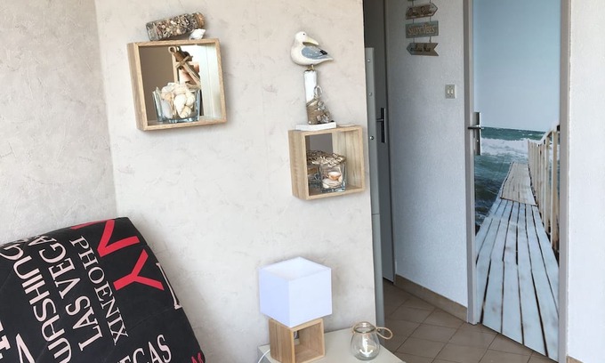 Valras-Plage Apartamento | Studio port Valras-Plage 400 m from the beach