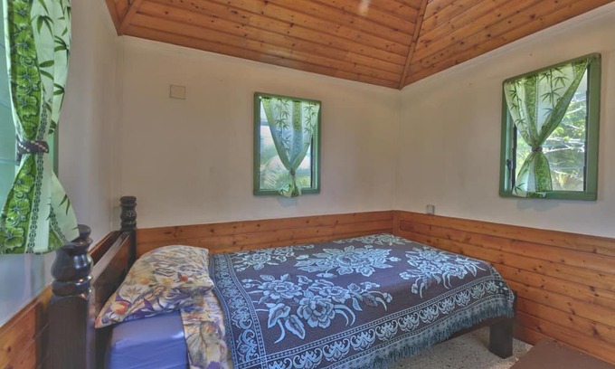 Matamaka Apartamento | Charming 2-bedroom studio in Talihau with private beach