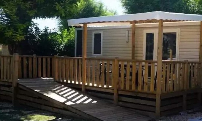 Cabrieres-dʼAigues Casa | Cottage PMR adapted for people with reduced mobility - 30m² - 2 bedrooms 4 persons