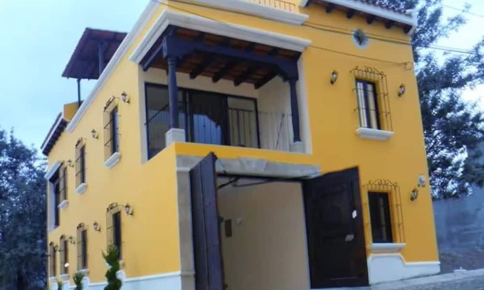 Alotenango Casa | Antigua Gardens Spacious 4-bedroom house in enchanting Alotenango with WiFi