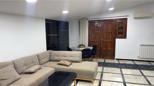 Bouisseville Casa | Villa luxe avec une piscine a louer a Ain el Türck Oran