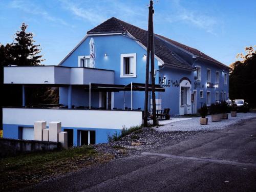 Longevelle-sur-Doubs Cama Y Desayuno | belle man