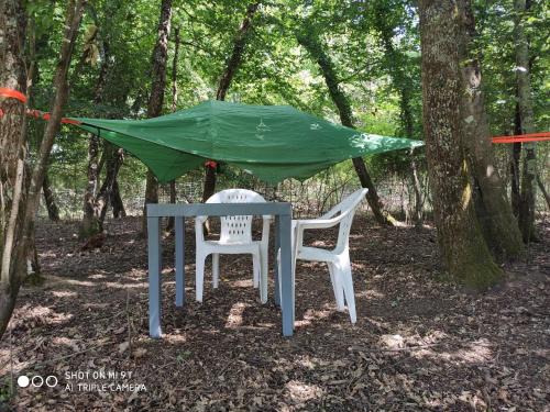 Montcaret Otro | Le tent'suspendu
