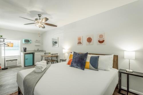 Chattanooga Hotel | 03 The Knoll Room - A PMI Scenic City Vacation Rental